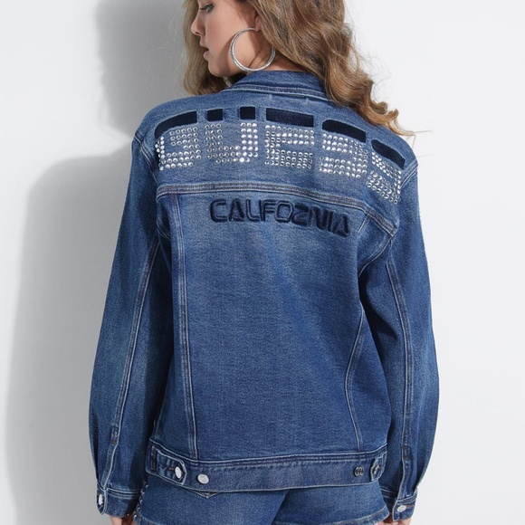 NEW GUESS Drea Embellished 90s Icon Denim Jacket - Picture 1 of 8